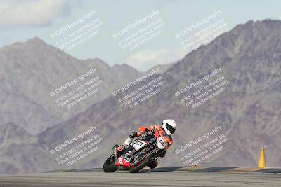 media/Nov-16-2025-Race Pace (Sun) [[8c5fa54630]]/Verified Riders/5-Turn 9 (1135am)/